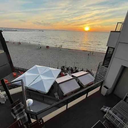 Modern Beach Condo, Old Town 15min, Prime Location *