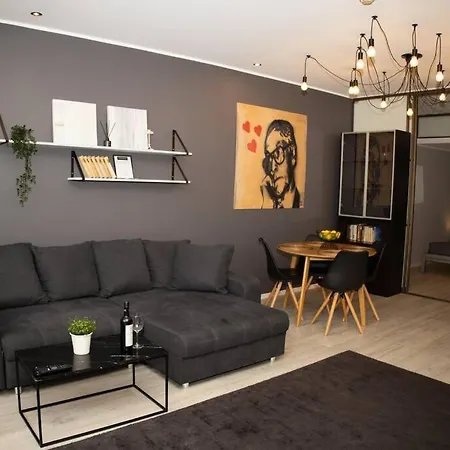 Modern Beach Condo, Old Town 15min, Prime Location Apartmán Tallinn