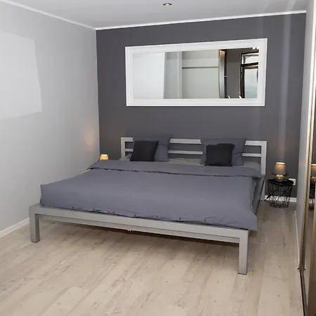 Modern Beach Condo, Old Town 15min, Prime Location Tallinn